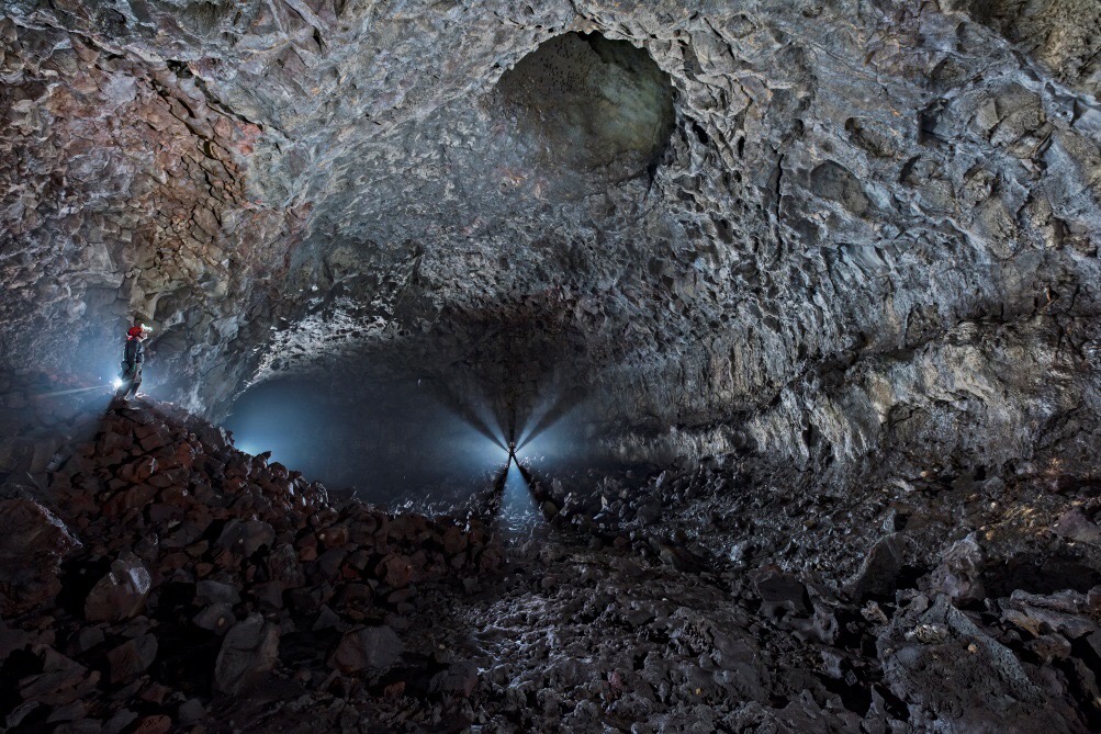 Một số hang động trong vùng Công viên địa chất toàn cầu UNESCO Đắk Nông - Ảnh Takeshi Murase
